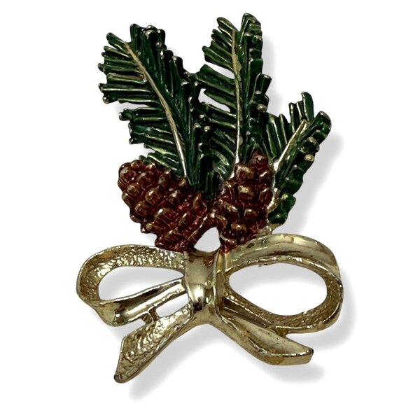 Vintage Christmas Pin Pine Cones and Bow Goldtone Enamel Gerry's Brooch - Picture 1 of 6